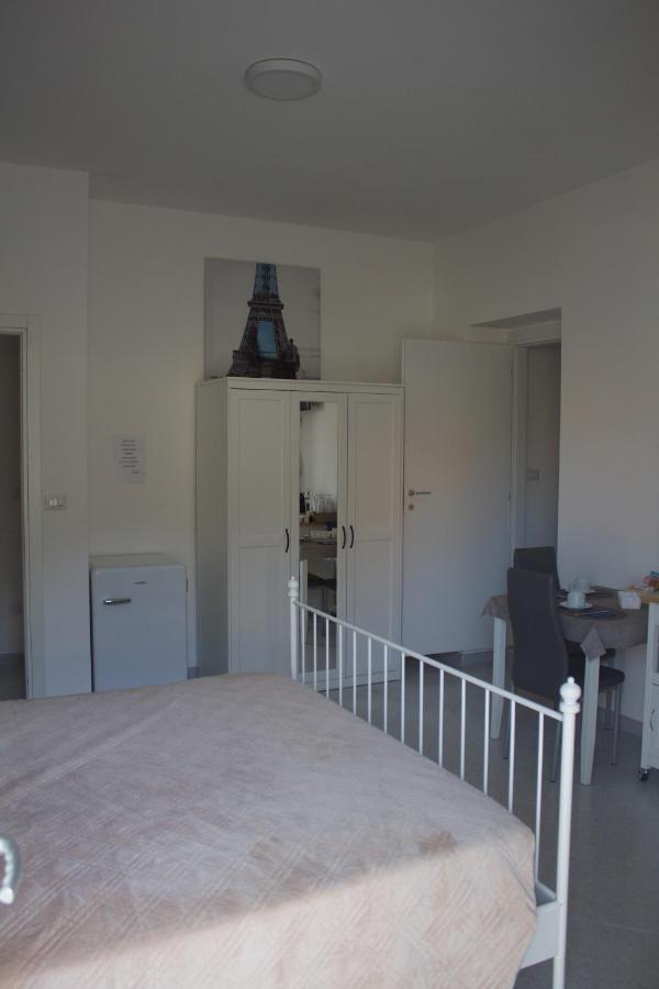 Ostello Villafranca Pignola Εξωτερικό φωτογραφία