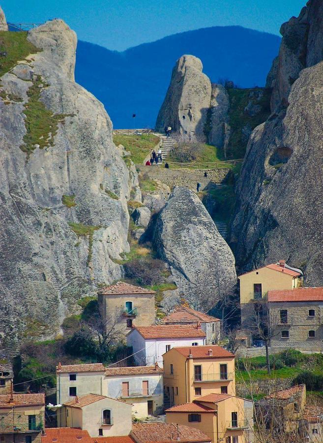 Ostello Villafranca Pignola Εξωτερικό φωτογραφία