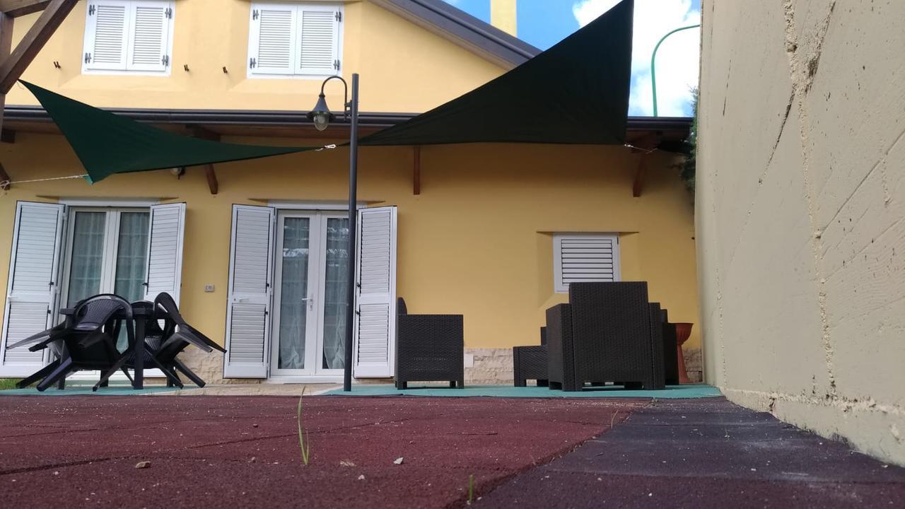 Ostello Villafranca Pignola Εξωτερικό φωτογραφία