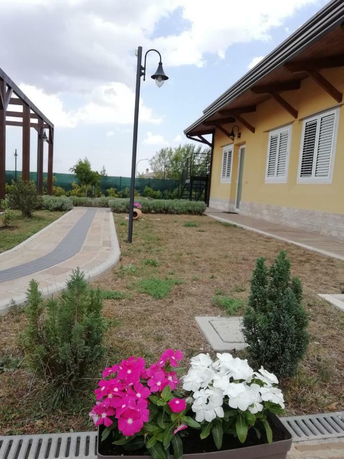 Ostello Villafranca Pignola Εξωτερικό φωτογραφία
